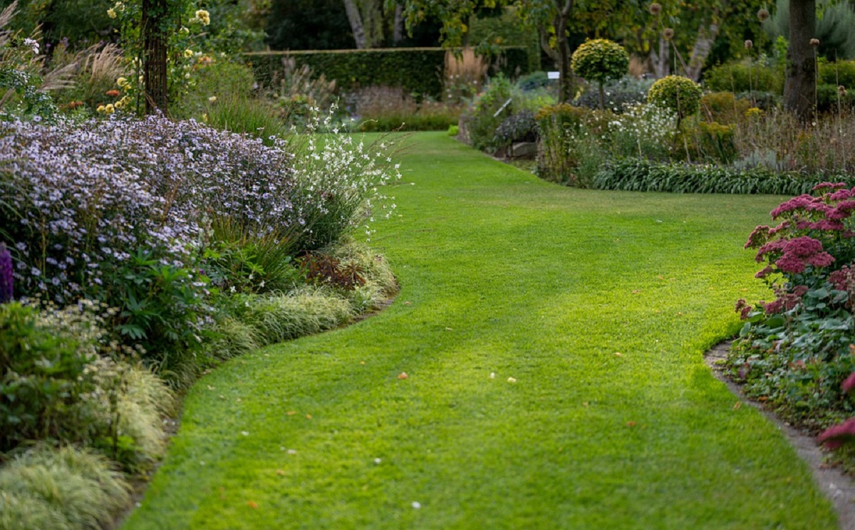 Lawn & Garden